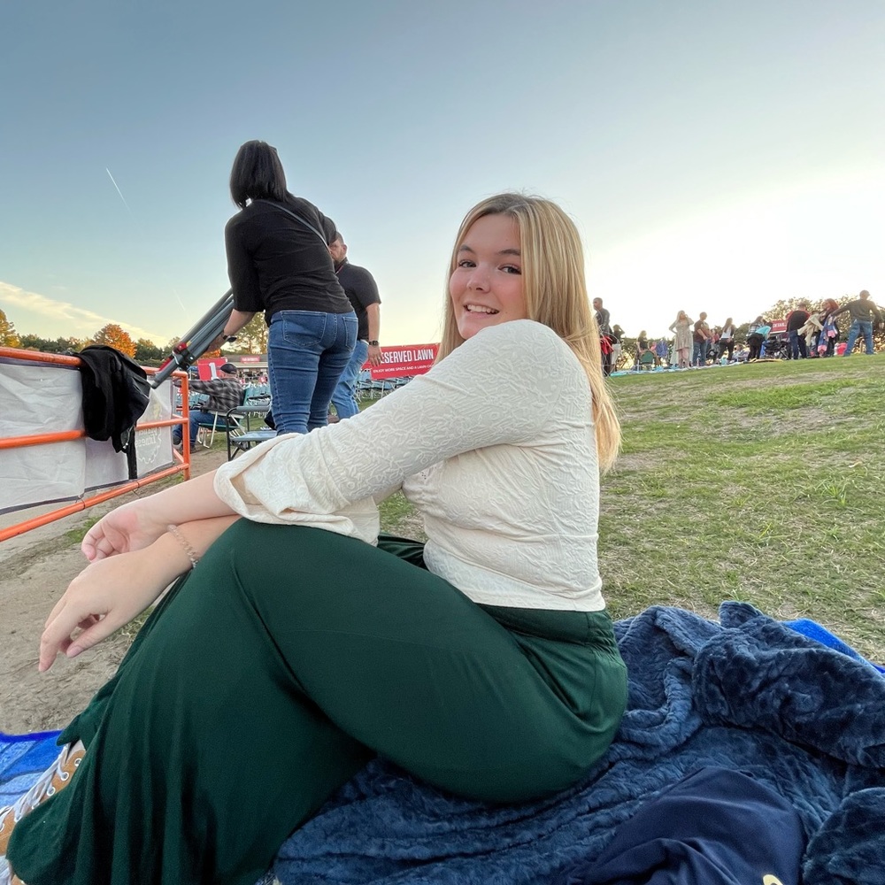 Meet your Posher, Brenna